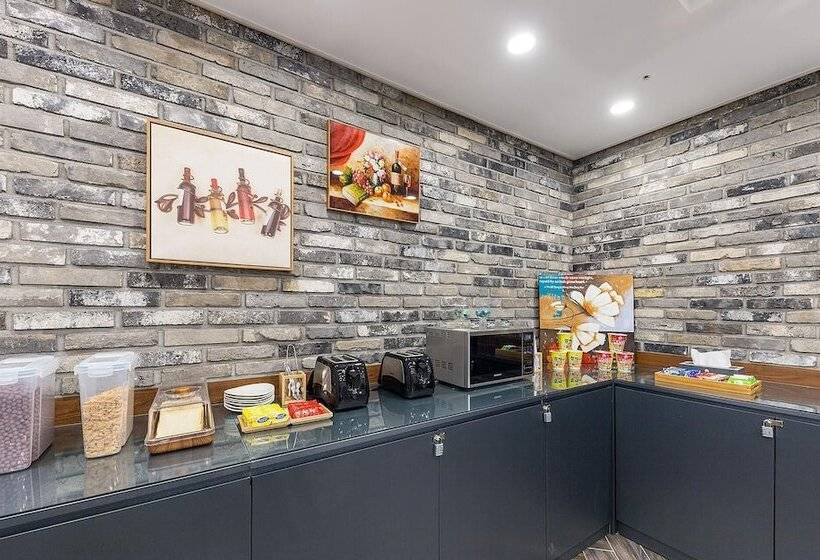 모텔 Cheongju French Code