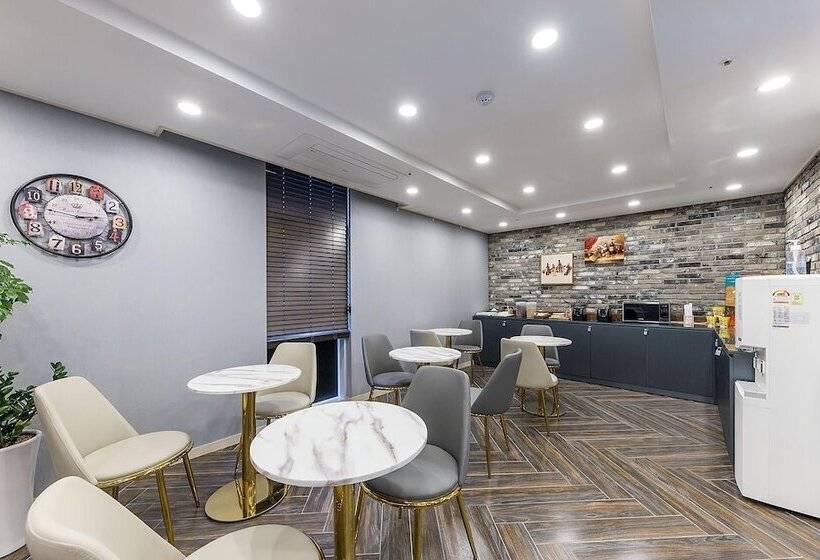 모텔 Cheongju French Code