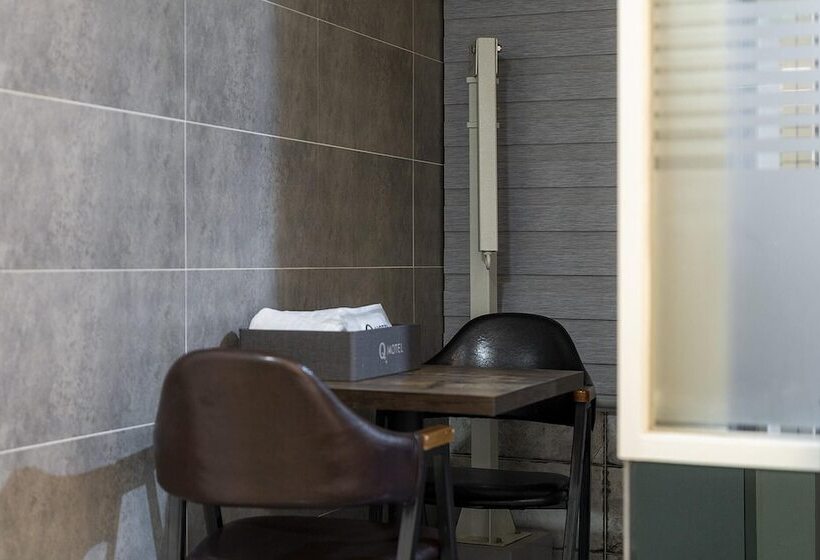 Motel Dongtan Q