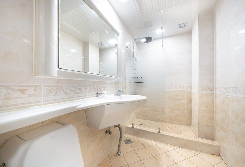 모텔 Gangneung Cabin