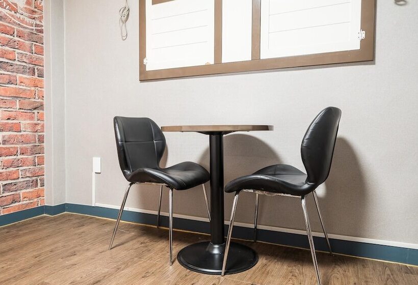 모텔 Gangneung Cabin