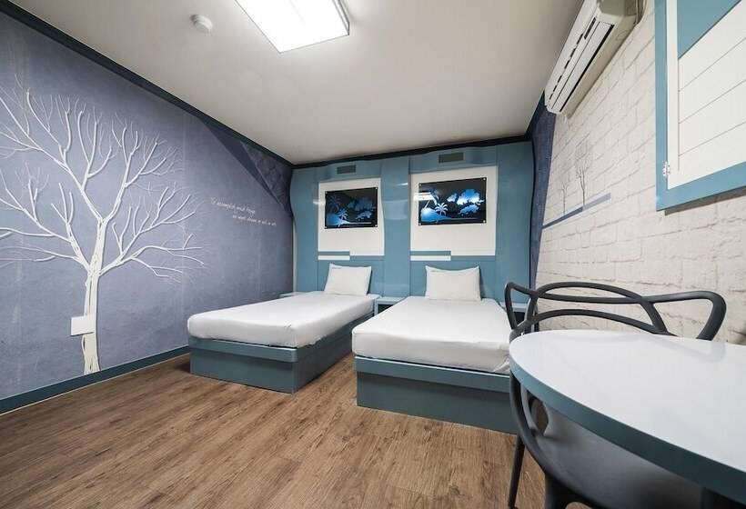 모텔 Gangneung Cabin