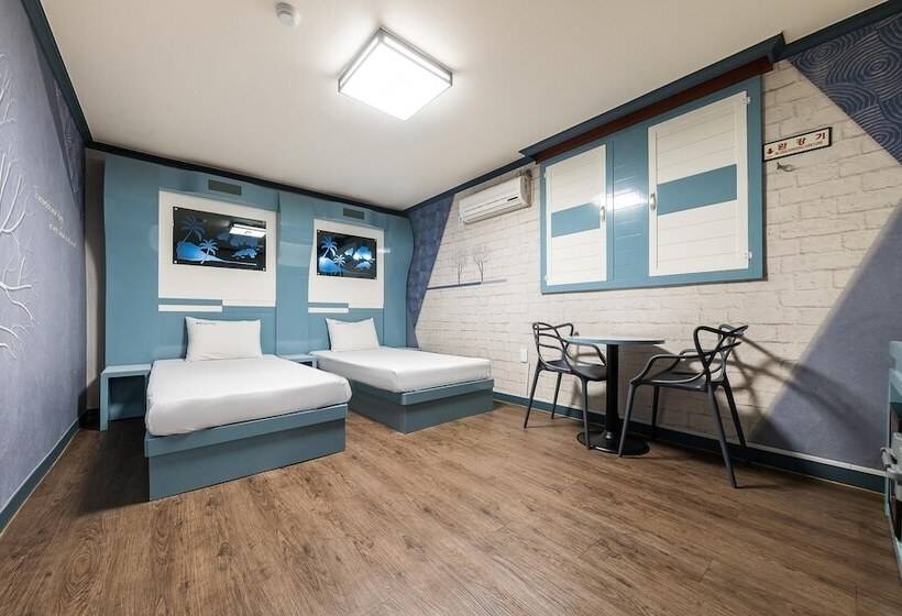 모텔 Gangneung Cabin