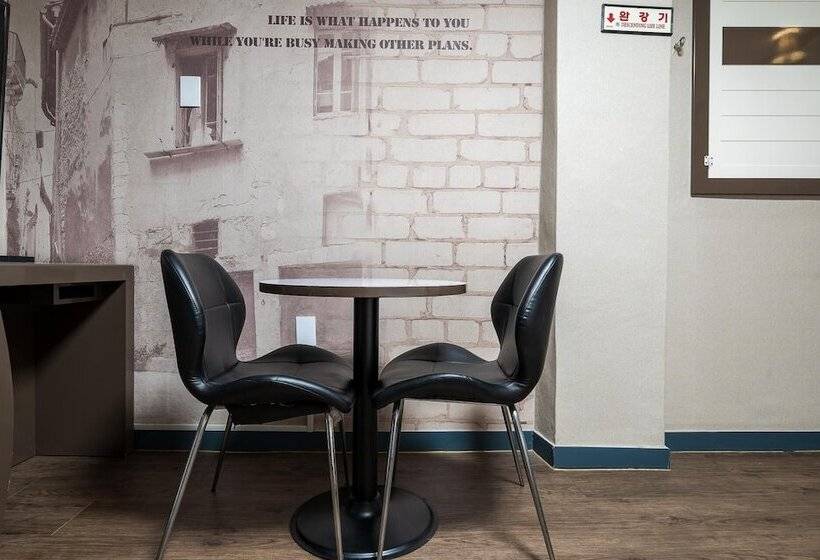 모텔 Gangneung Cabin