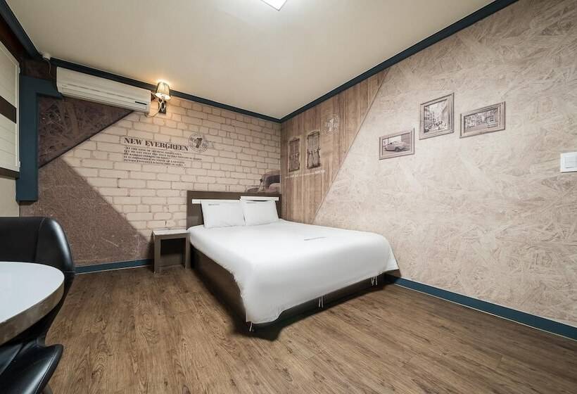 모텔 Gangneung Cabin