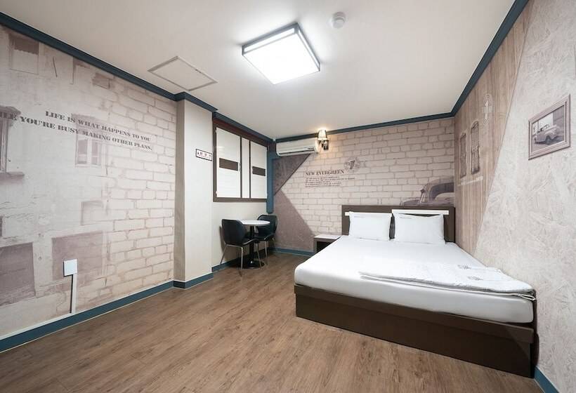 모텔 Gangneung Cabin