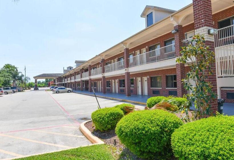 汽车旅馆 Garden Suites