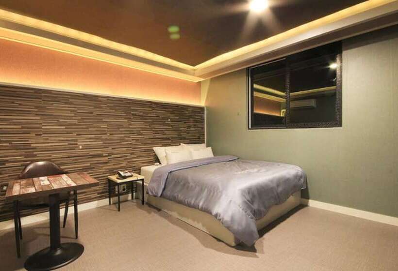 모텔 Gumi Wonpyeong Dong Hotel Su