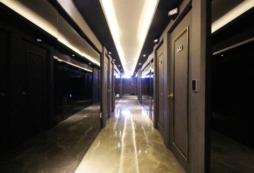 모텔 Gumi Wonpyeong Dong Hotel Khan