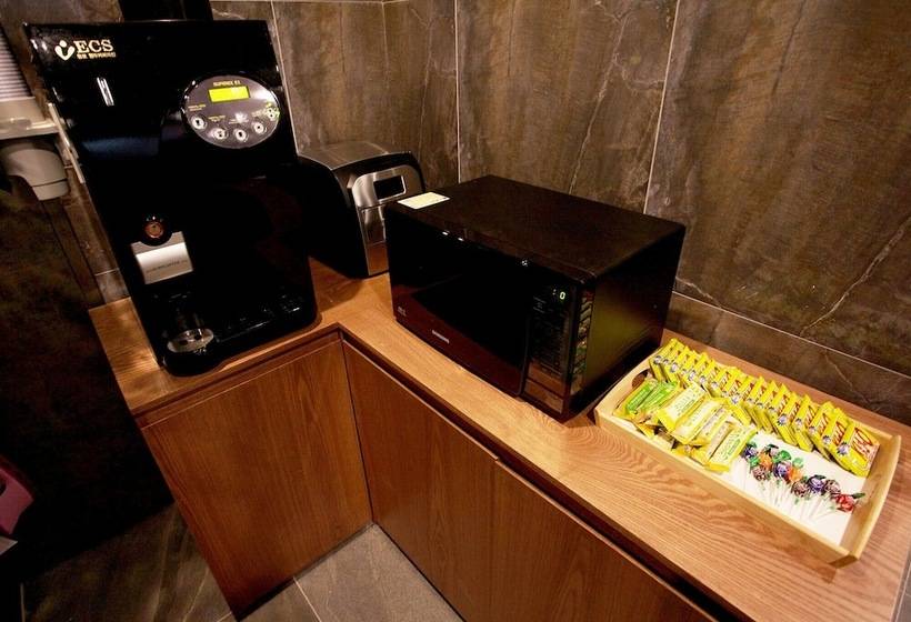 モーテル Guri Elin