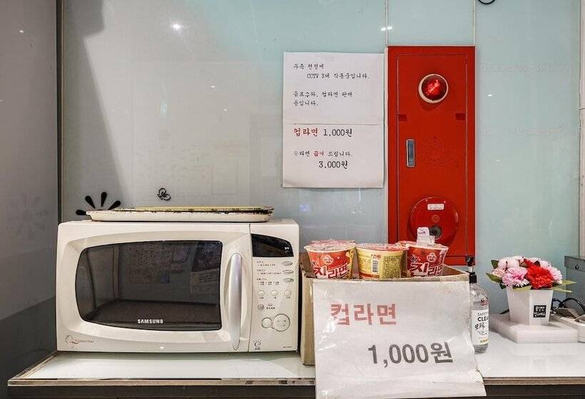 מוטל Jebudo Seaside