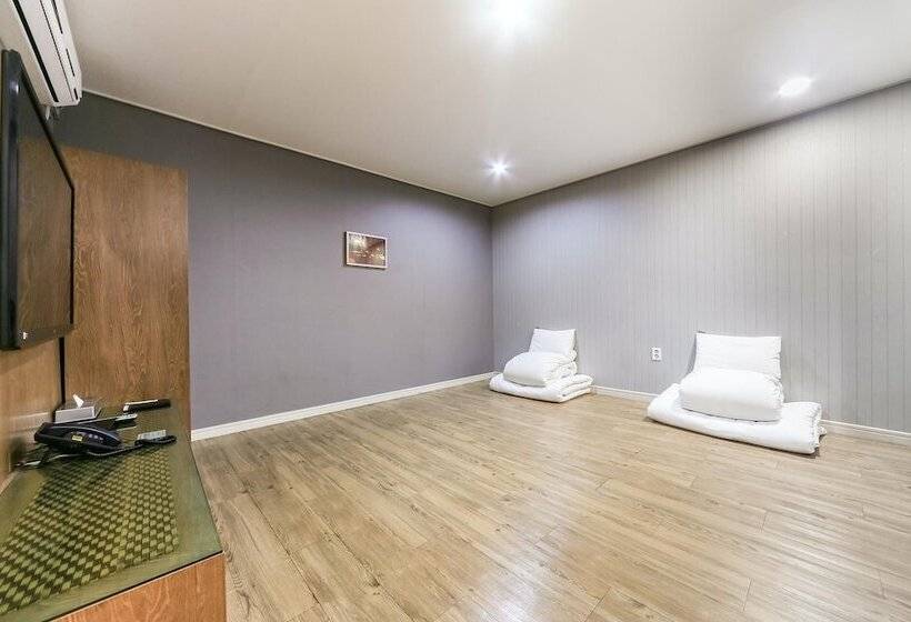 汽车旅馆  Mungyeong City