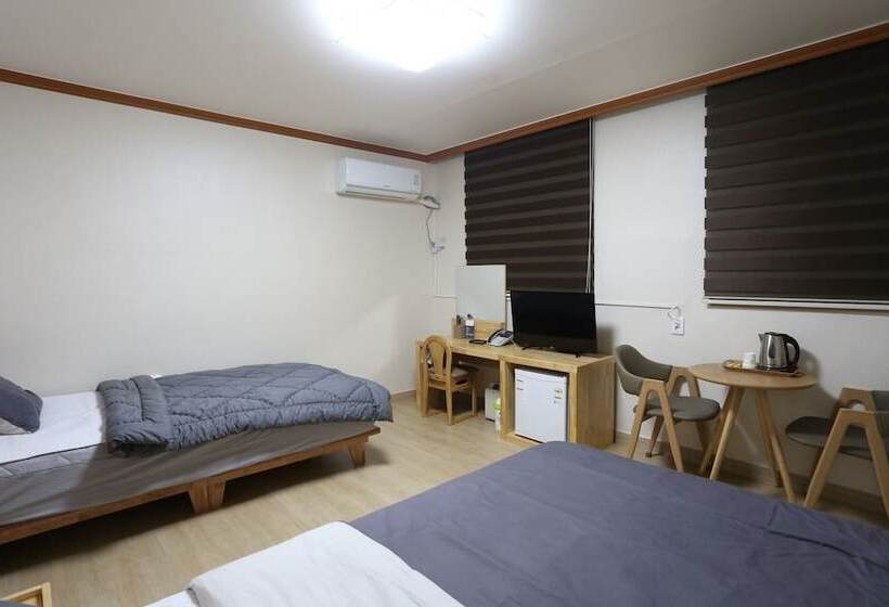 Oceanview Motel Sokcho