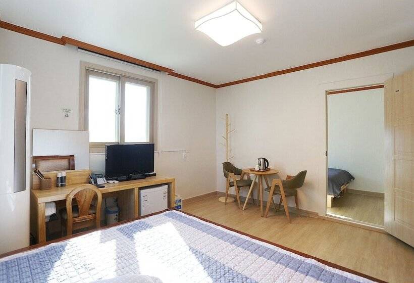 Oceanview Motel Sokcho