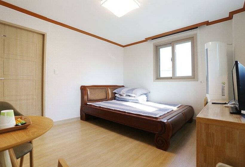 Oceanview Motel Sokcho