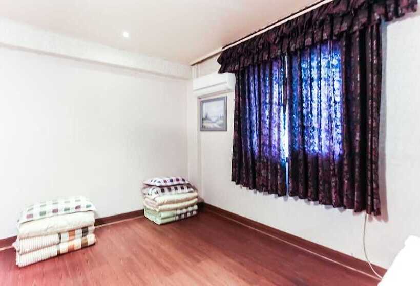 모텔 Pocheon Royal Park