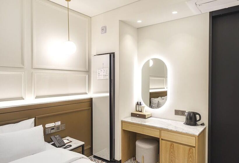 מוטל Pyeongtaek Hotel Summit