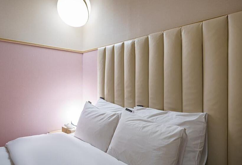 Motel Pyeongtaek Brown Dot