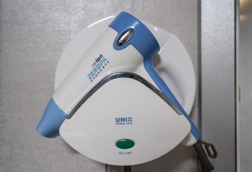 مُتل Suwon Station Hotel Mom