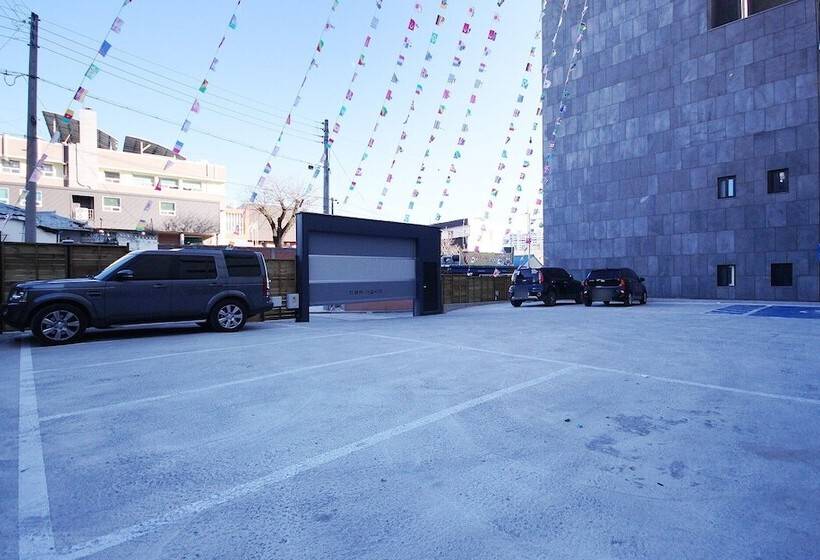 מוטל Yeongcheon Cl