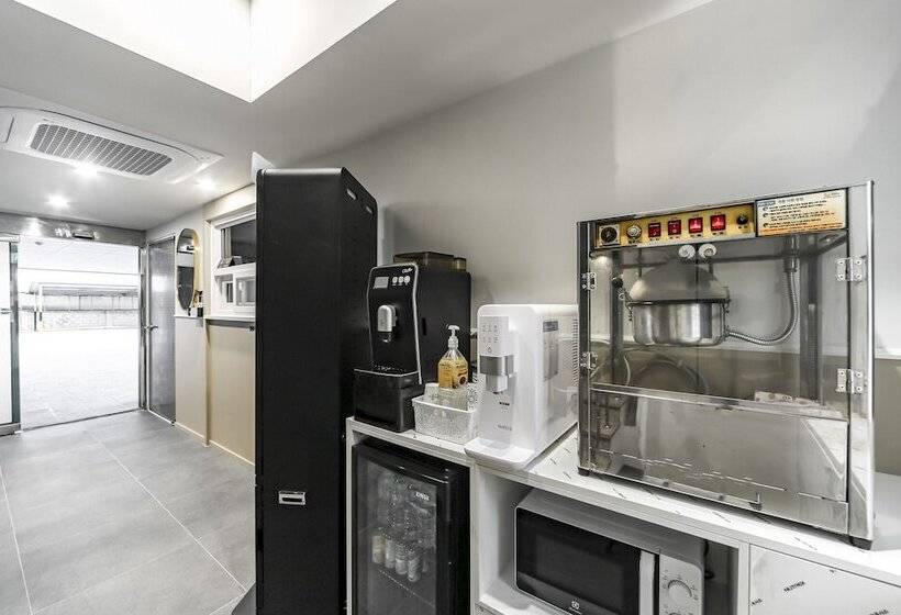 Мотель Yeongcheon Hotel Shop