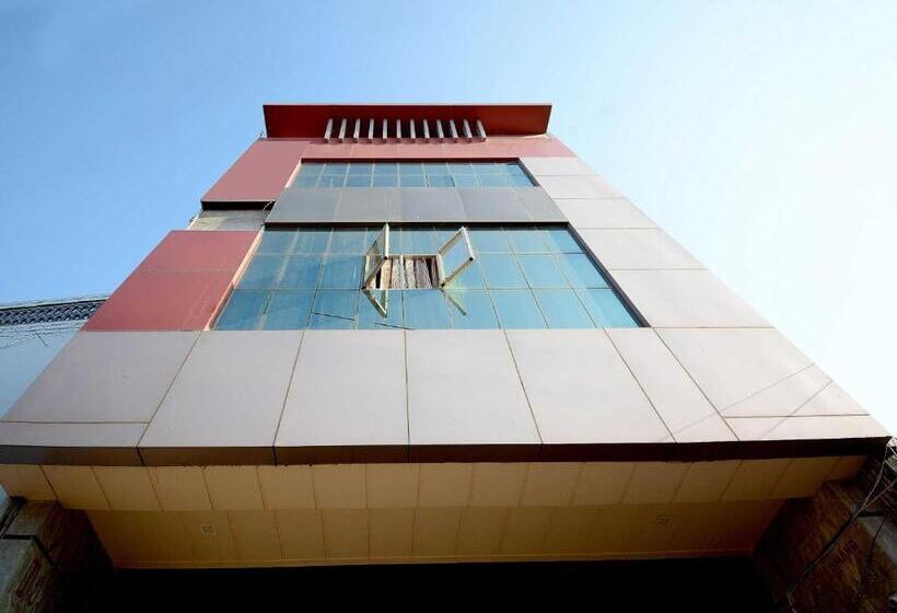 Oyo Flagship 29679 Hotel Umang Gg