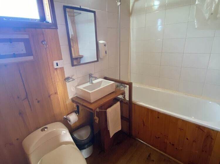 Patagonia Puelo Lodge