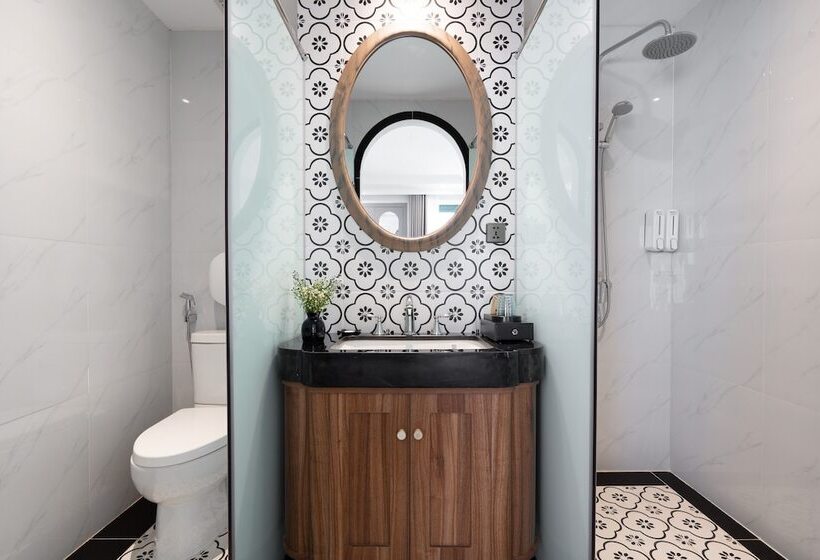 Pavillon Boutique Hotel & Apartment Nha Trang