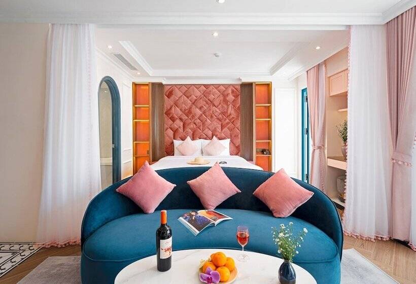 Pavillon Boutique Hotel & Apartment Nha Trang