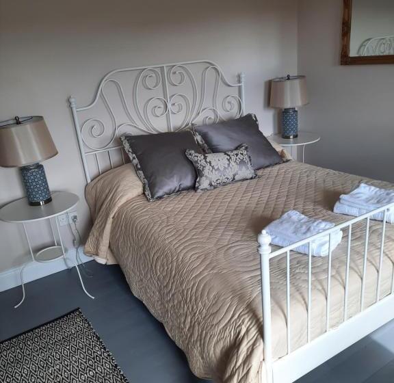 פנסיון Heather House On The Wild Atlantic Way