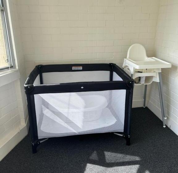 פנסיון Lurline Lodge