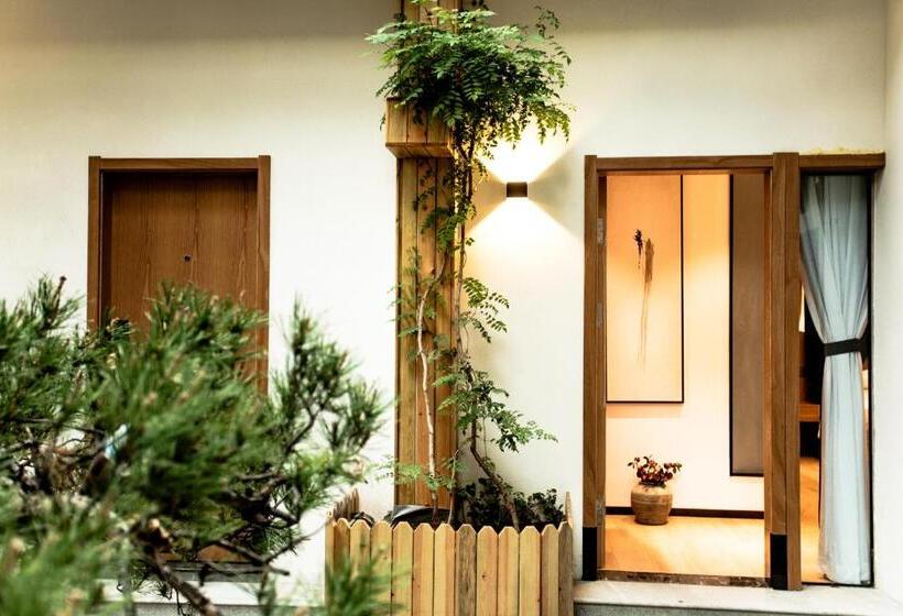 بنسيون Memory Garden House