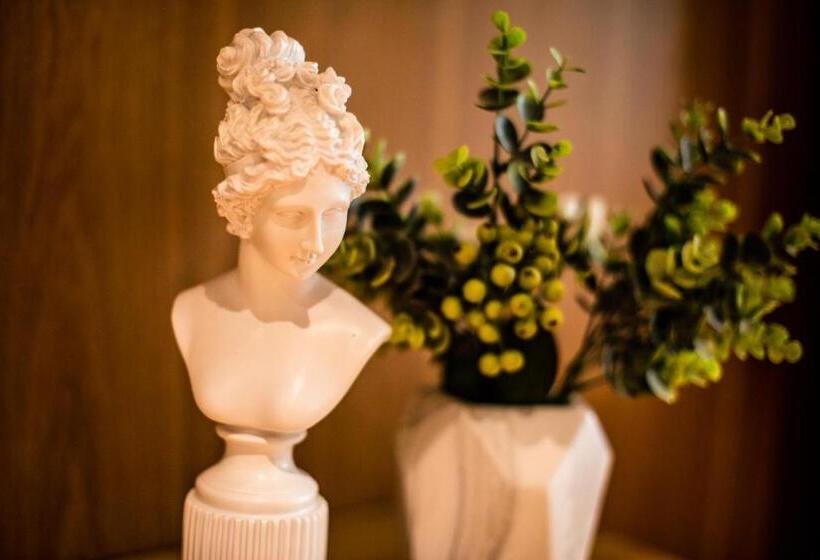 بنسيون Memory Garden House