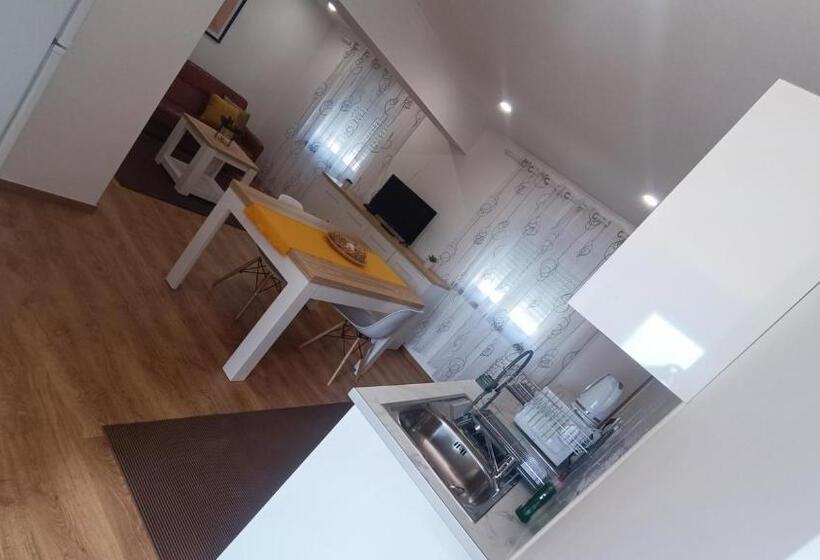 펜션 Mondalva Apartamentos