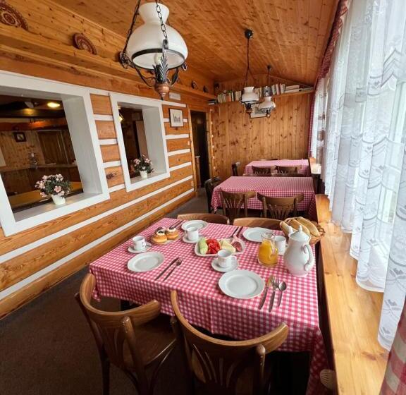 پانسیون Bílá Labuť Horský Hotýlek