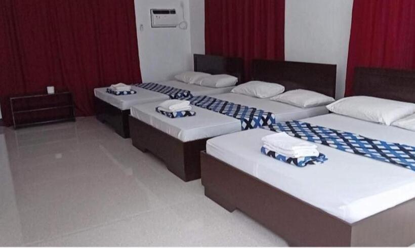 پانسیون S&rs   Paguia S Cottages Branch 2