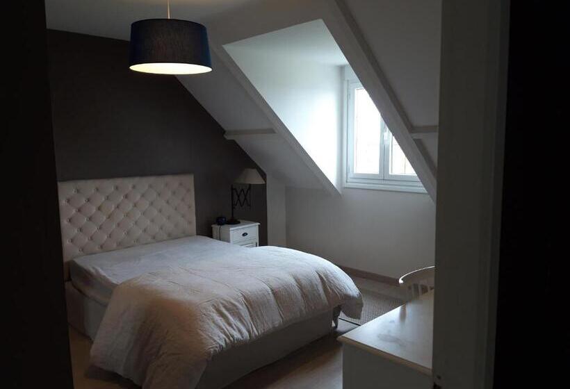 פנסיון Villa De Charme, Séjour Chez L Habitant