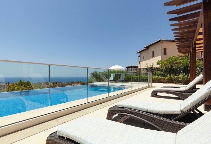 استراحتگاه Aphrodite Hills Rentals   Mythos Collection Villas