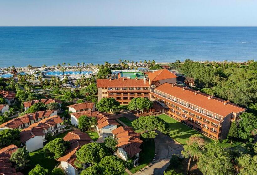 리조트 Papillon Belvil Holiday Village