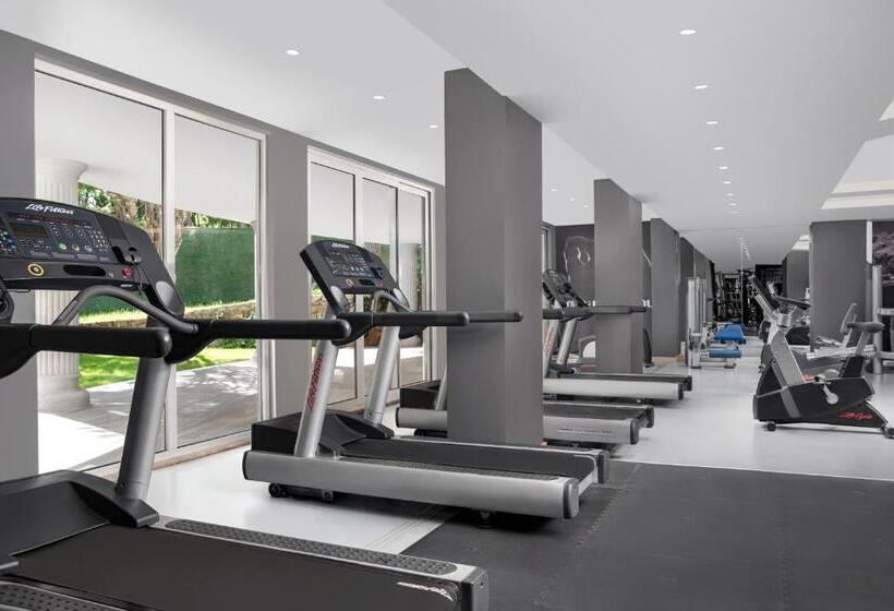 منتجع Papillon Belvil Holiday Village