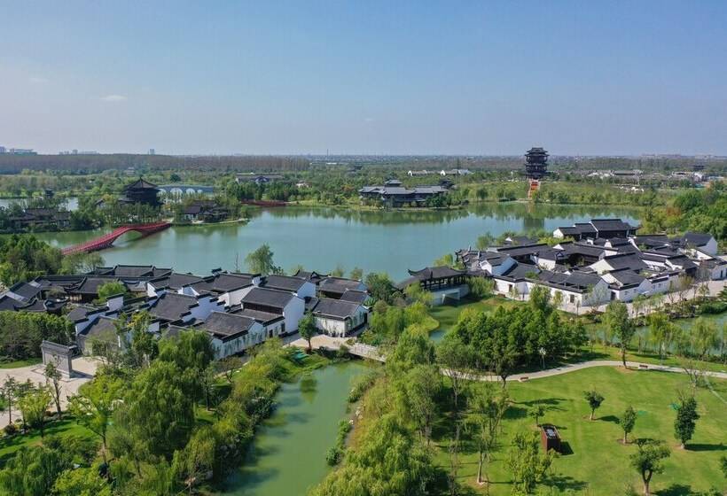 استراحتگاه Yihe Lake Shore Hotspring