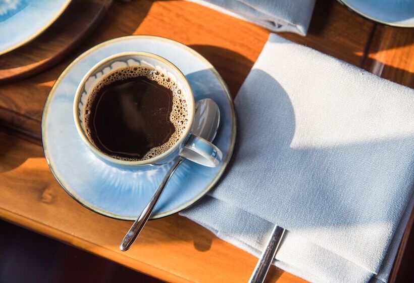 Курорт Yihe Lake Shore Hotspring