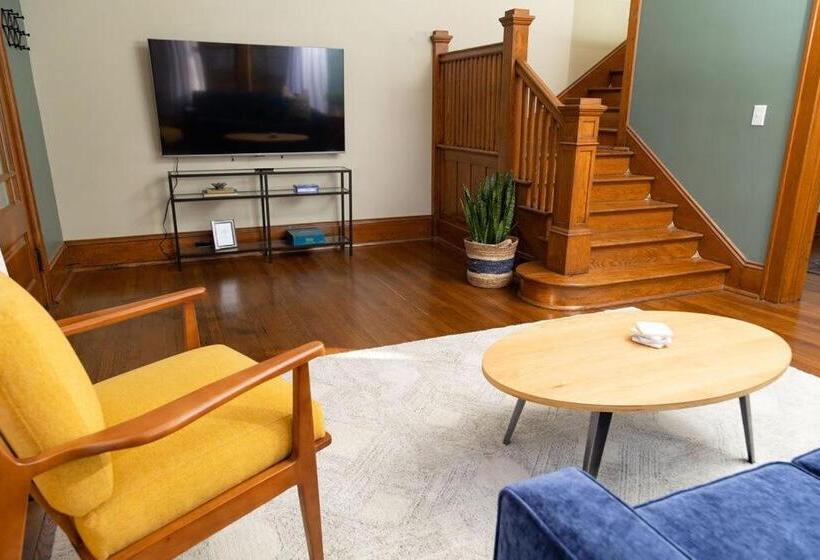 The Winona House   Boutique Hotel Near Downtown