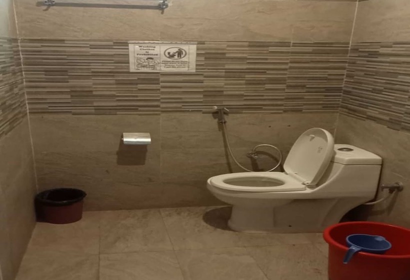 Triple One Hostels And Hotels