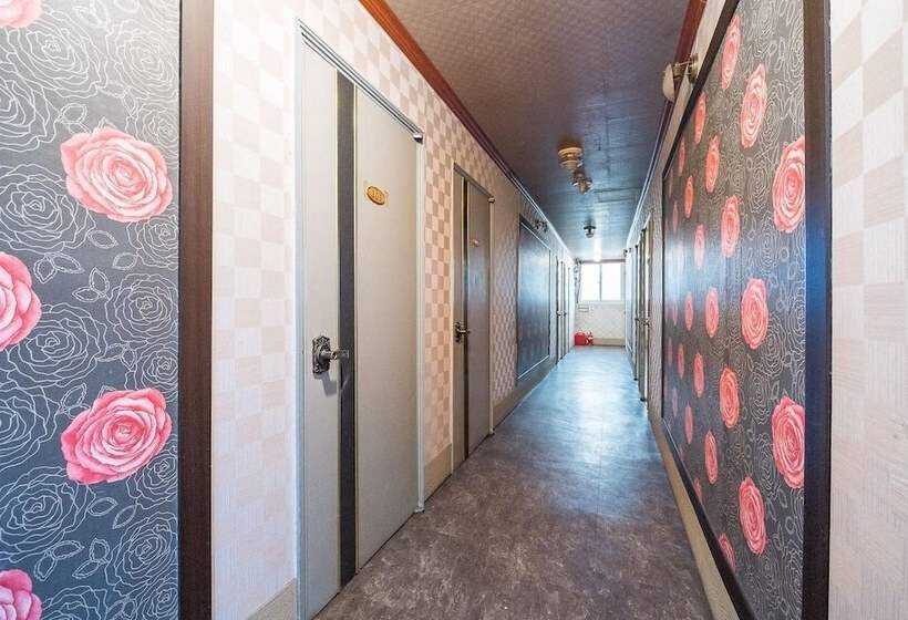 Yeongwol Cheongryeong Motel