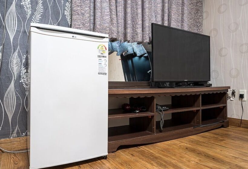 Yeongwol Cheongryeong Motel