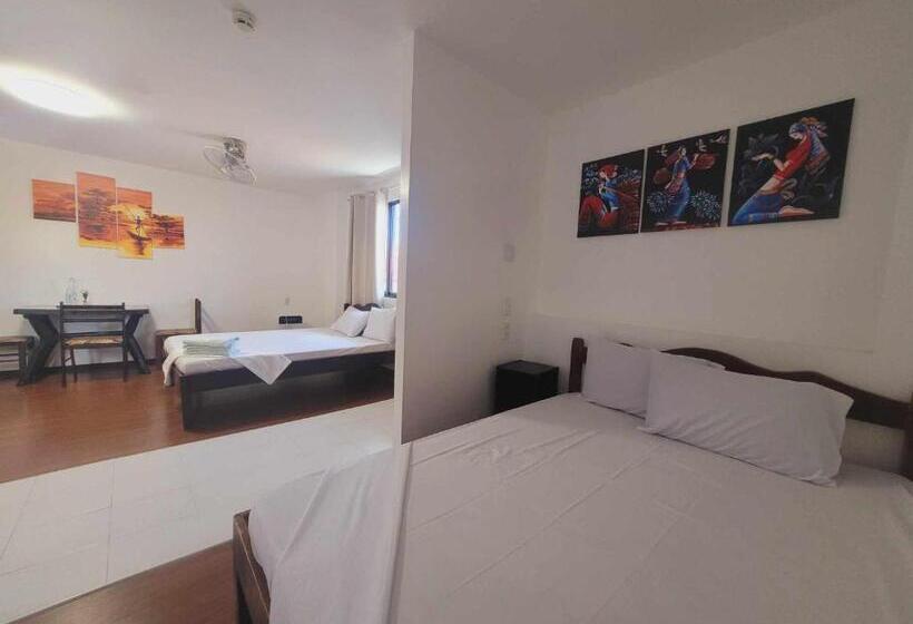 هاستل Gaja Go Dive & Inn