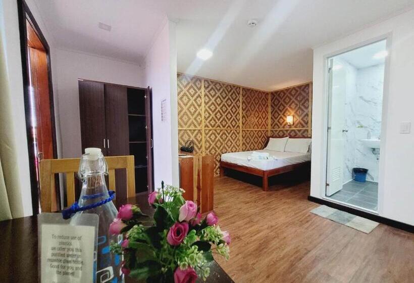 هاستل Gaja Go Dive & Inn