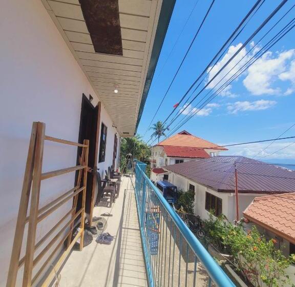 هاستل Gaja Go Dive & Inn