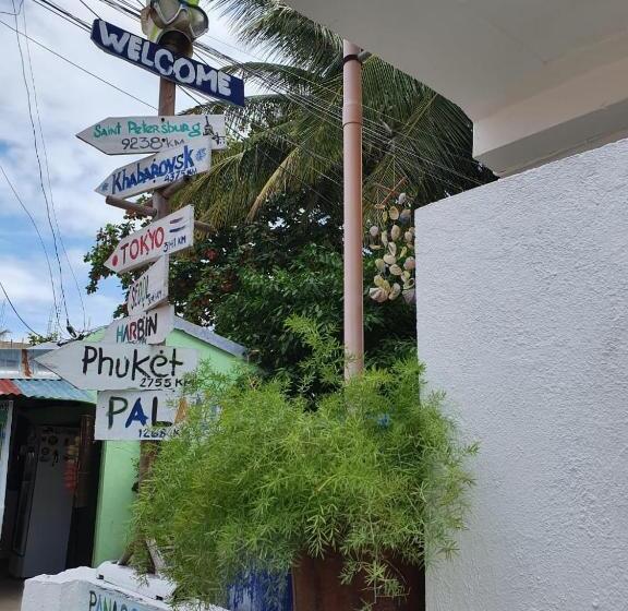 هاستل Gaja Go Dive & Inn